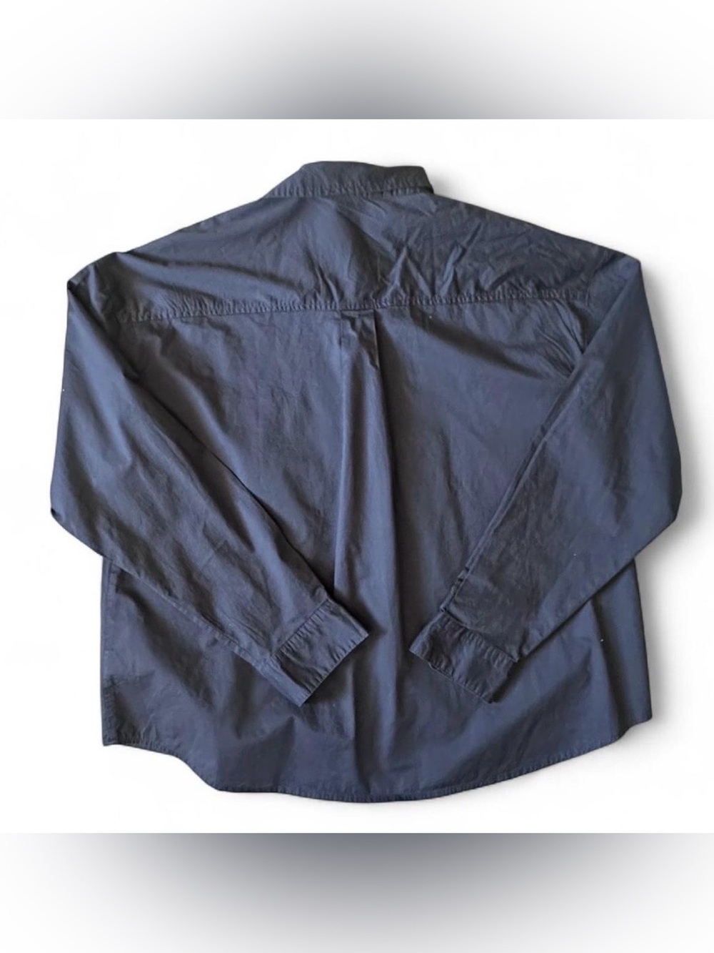 Old Navy Dark Gray Long-Sleeve Button-Down Shirt - Picture 2 of 3